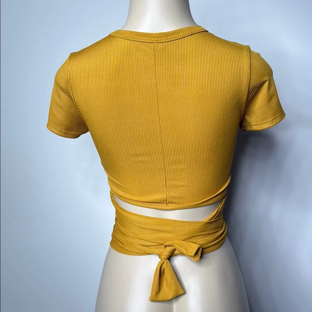 Yellow Ribbed Crop Top - Picture 4 of 4